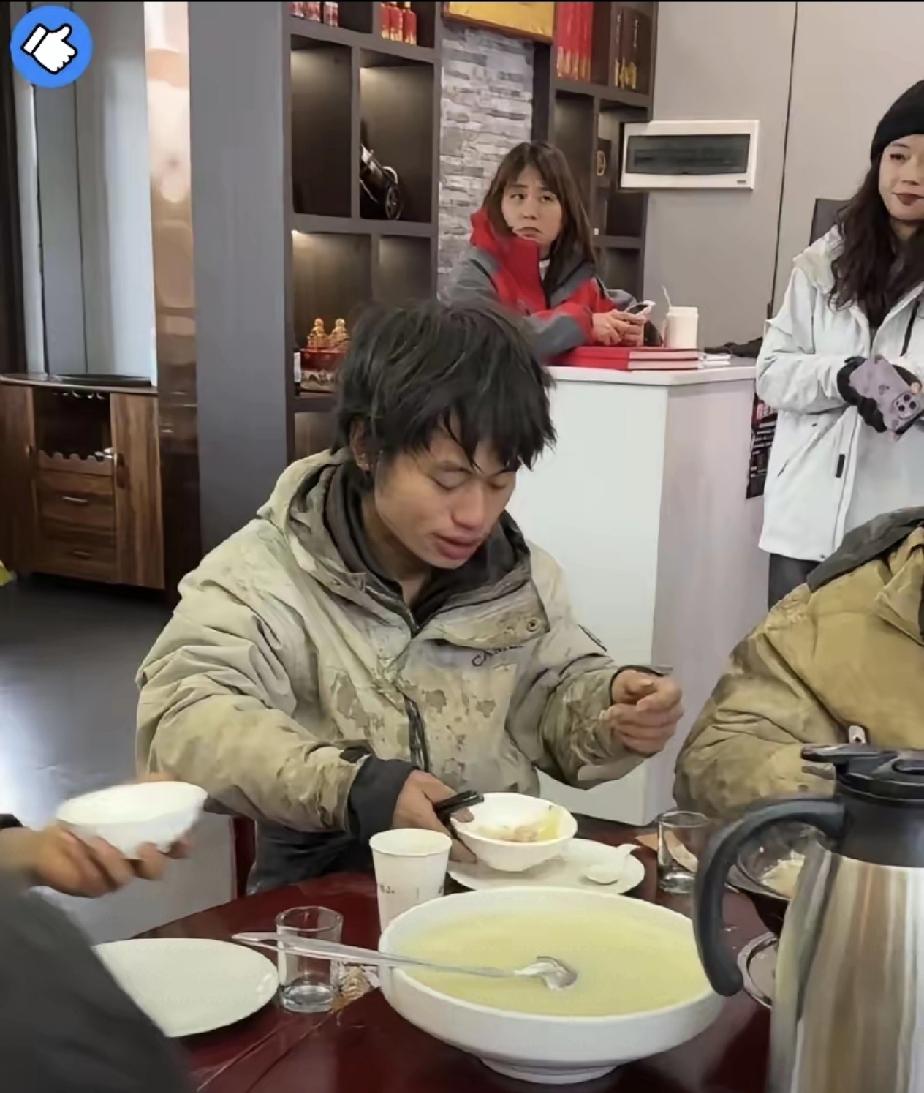 七星山41天炼狱求生：林北精致洗脸笑喷全网，赛事方直接“投降”全员晋级！谁