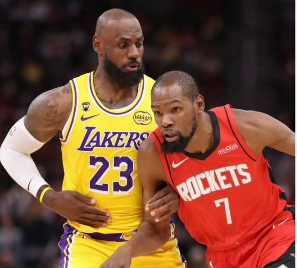 联盟顶级流量大战，大小王对决，季后赛首轮詹姆斯要打杜兰特了！常规赛最后一日收官