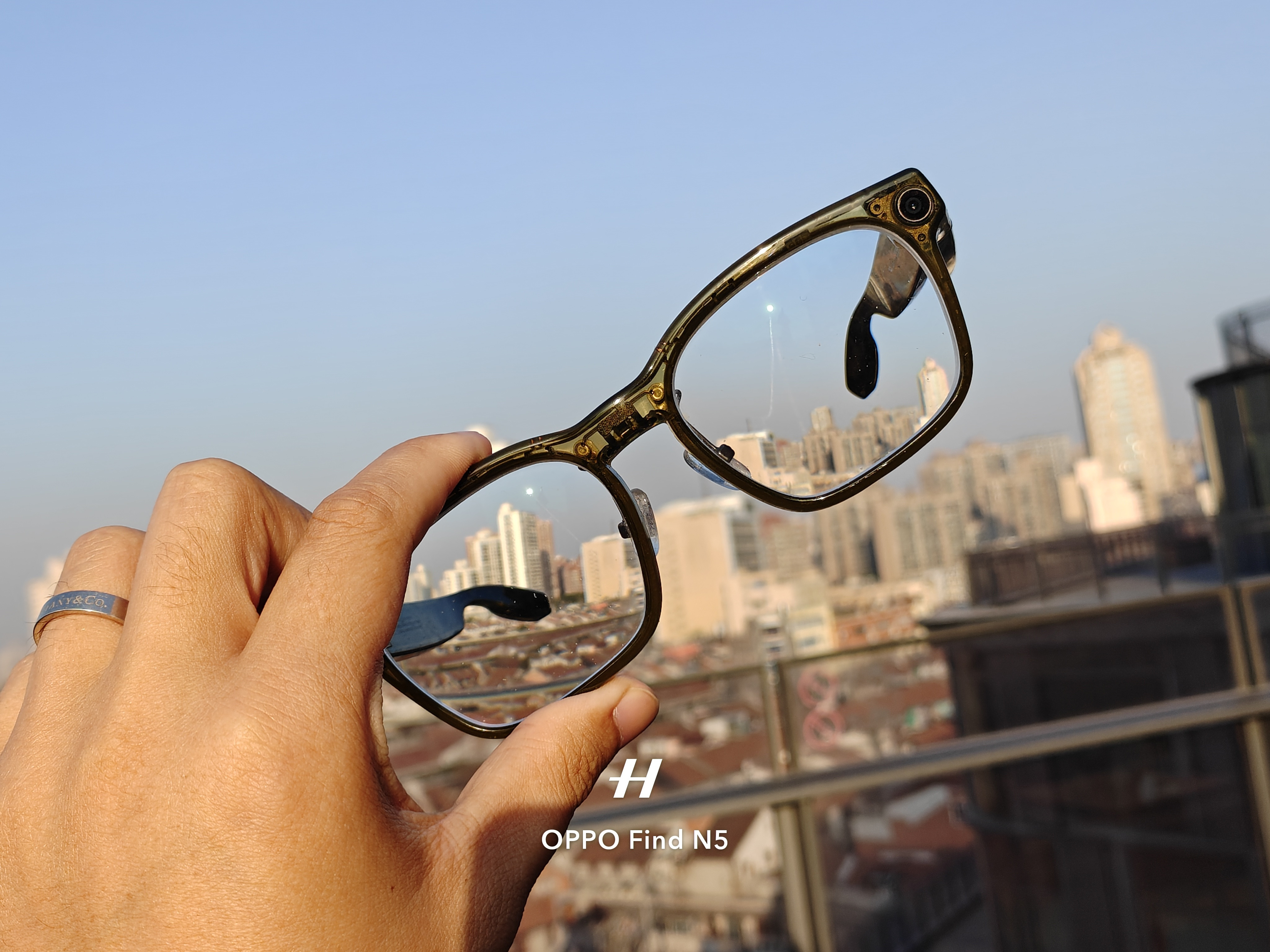 国补能带火AI眼镜吗国补能不能带火AI眼镜，我是真不知道。但我现在的AI眼镜，可