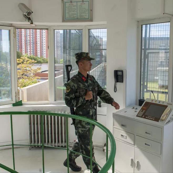 特种作战经常先悄悄干掉哨兵，现在哨兵能安上生命特征报警的东西吗？就这么说吧，这东