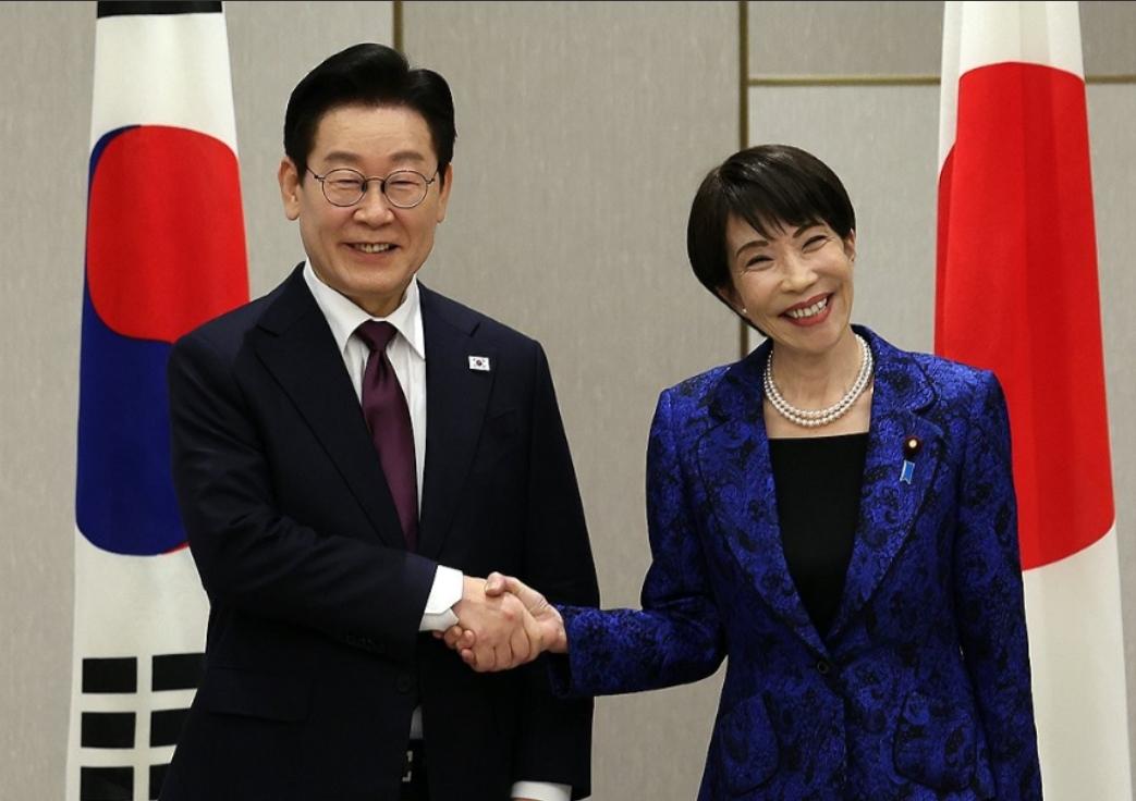 送走李在明后，高市早苗还没回味完这次日韩交流，她就被骂的“狗血淋头”。 李在