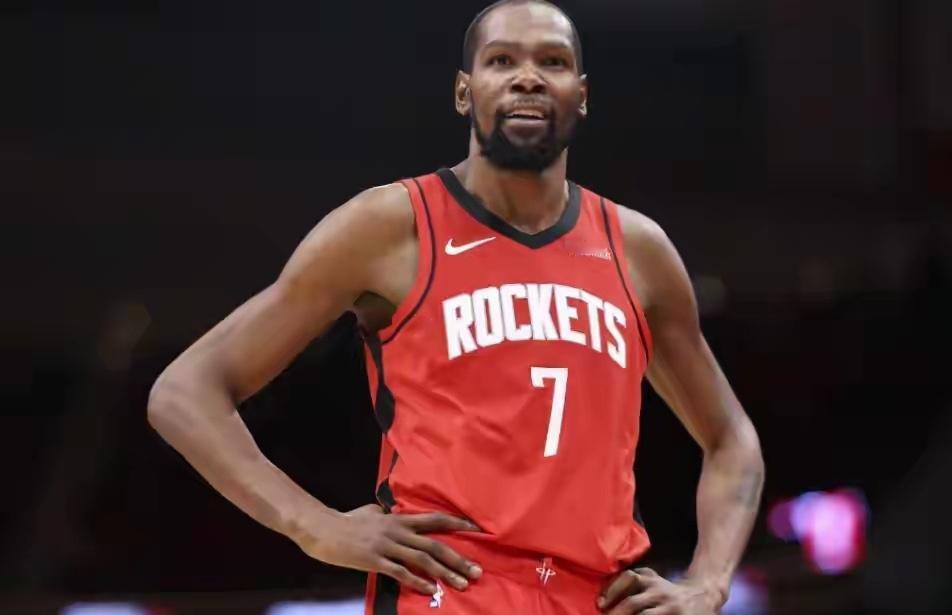 太可惜了，火箭132-136不敌森林狼，火箭虽输球但这两位球员尽力了！1.