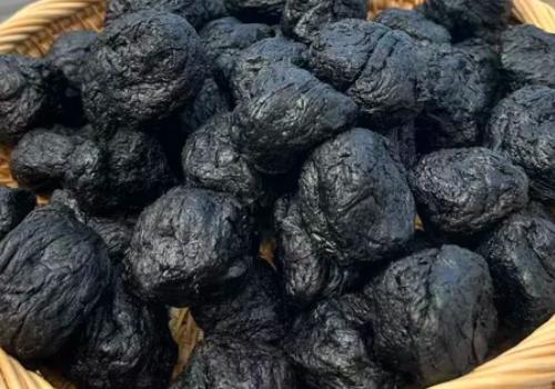 糖尿病常用降糖药：黄连与地黄在糖尿病的中医调理中，常用的降糖药有两味：一种是