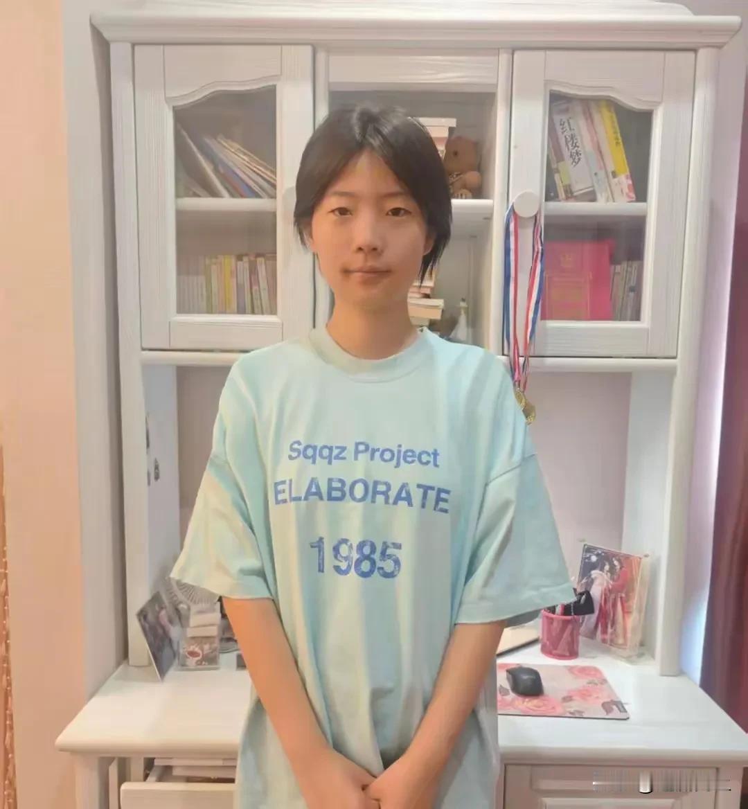 贺显贻604分考职业学院，还有7个真相！她的舅舅是军人，她的舅舅会告诉她很多报
