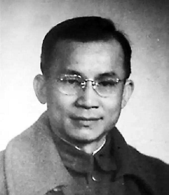 延安“刺客”：军统戴笠亲自策划的惊天刺杀，为何败在一个细节上？1943年的