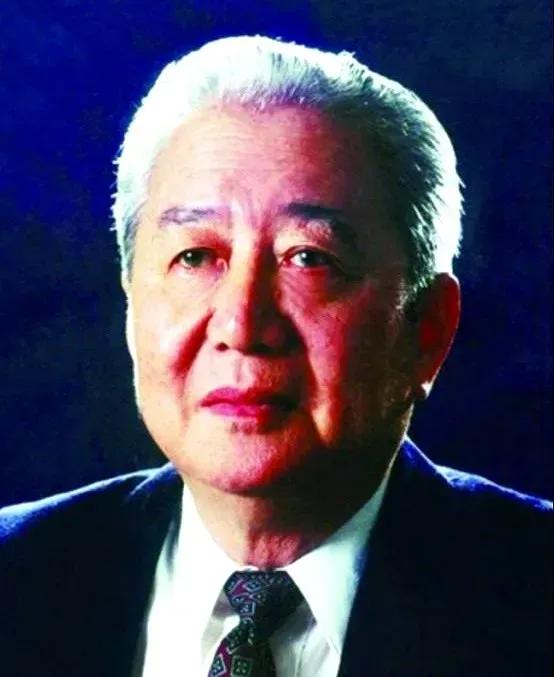 “我们上当了！”2001年，美国一招让我国堆积如山的己内酰胺产品变成废品，中石化