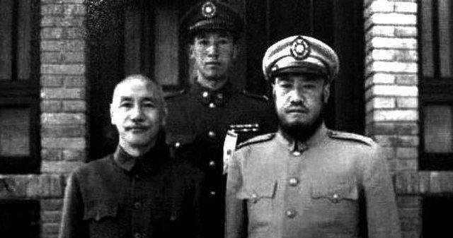 1949年9月1日，马步芳长子马继援准备在西宁乐家湾机场乘坐飞机逃往广州时，骑兵