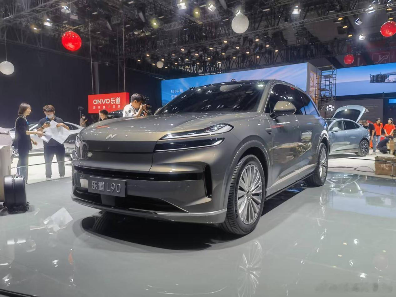 2025上海车展上海车展的科技味2025年4月23日，正在进行的2025上海车展