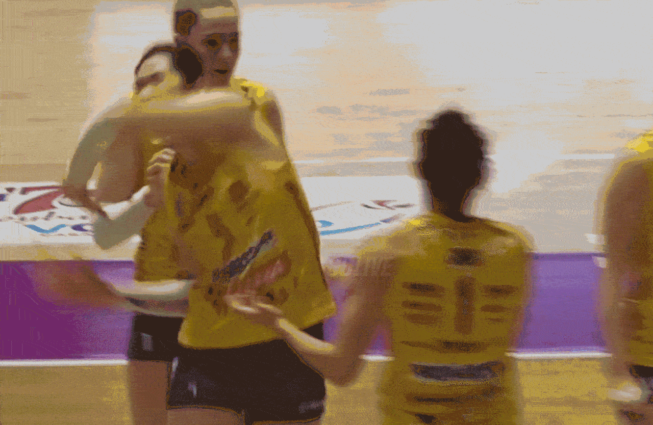 科内利亚诺俱乐部还是得靠朱婷啊，今天凌晨跟基耶里这场5局鏖战，要不是朱婷在前三局