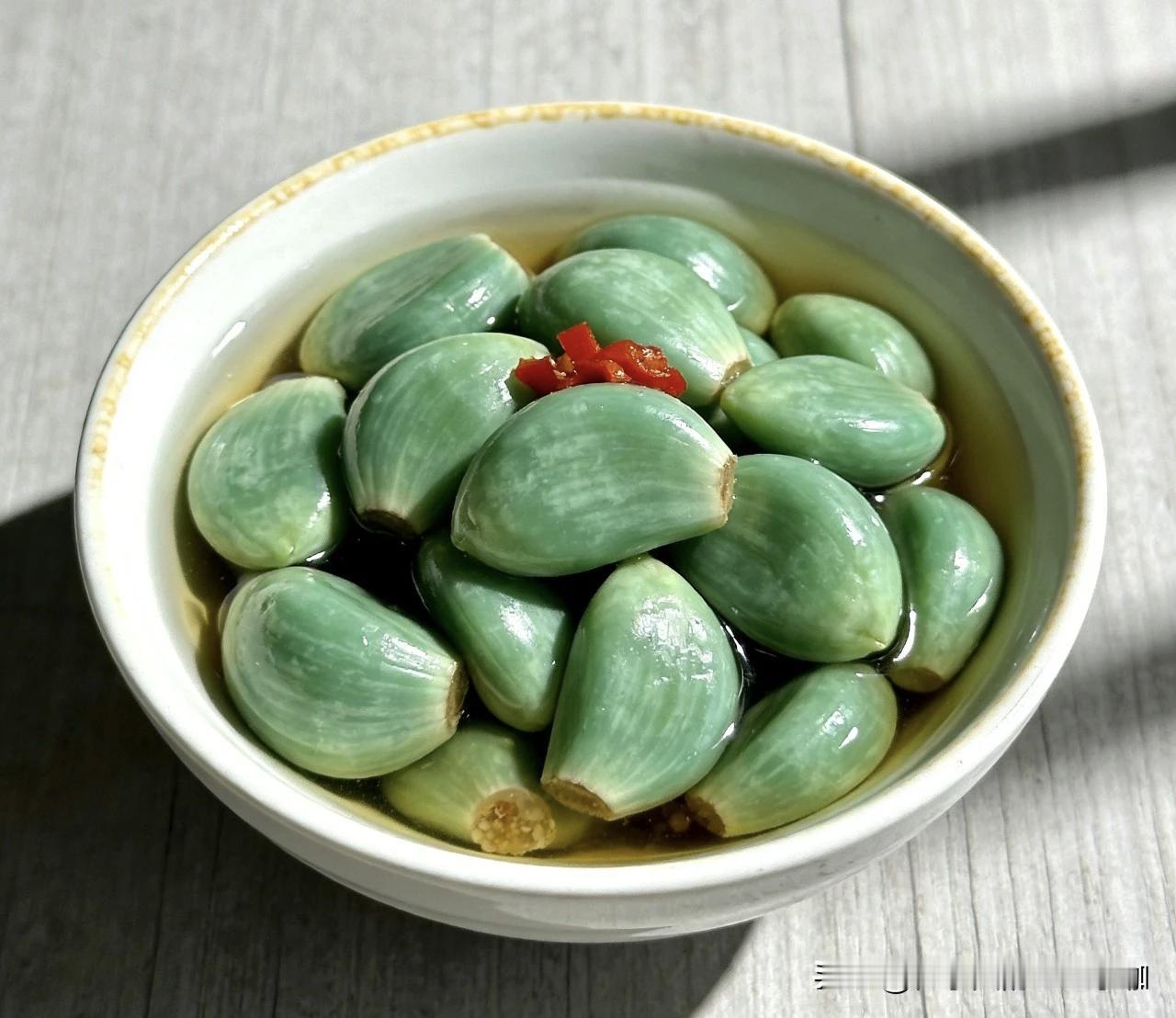 ，但腊八节祝你事事粥全传说释迦牟尼佛因粥得救，并在腊月初八这