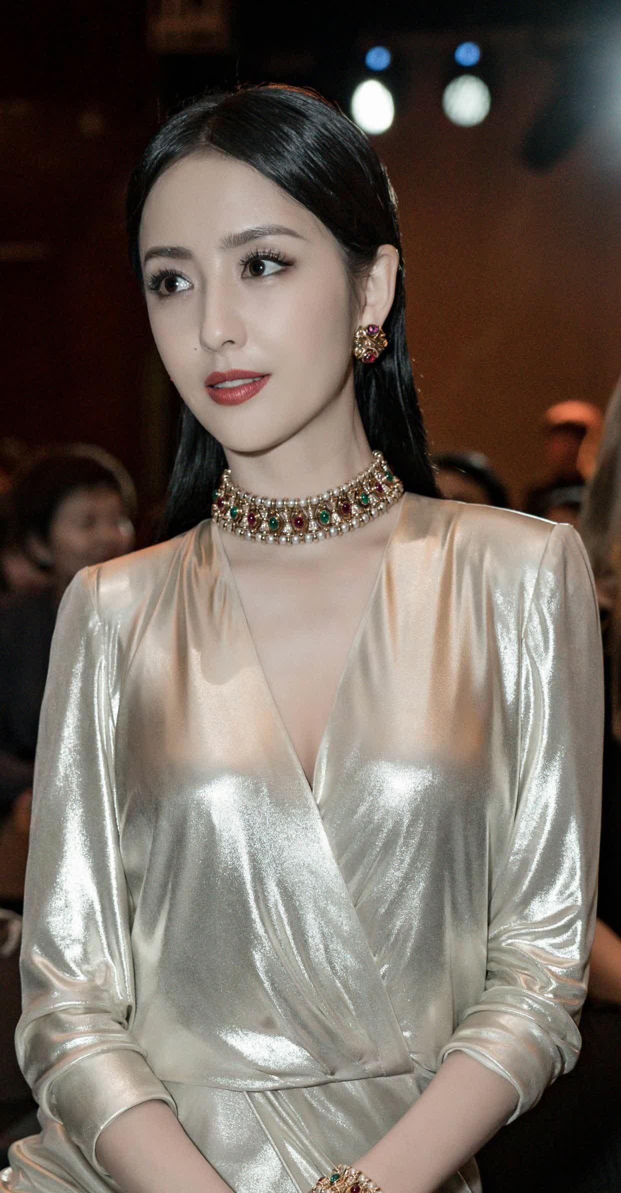 佟丽娅