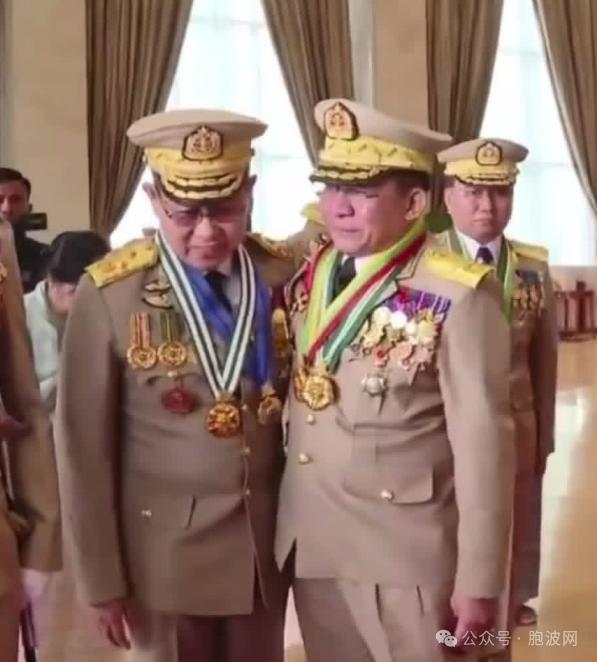 梭温副大将正式交班觉刷林上将！本以为梭温副大将将会继续担任缅甸副总统，没想到