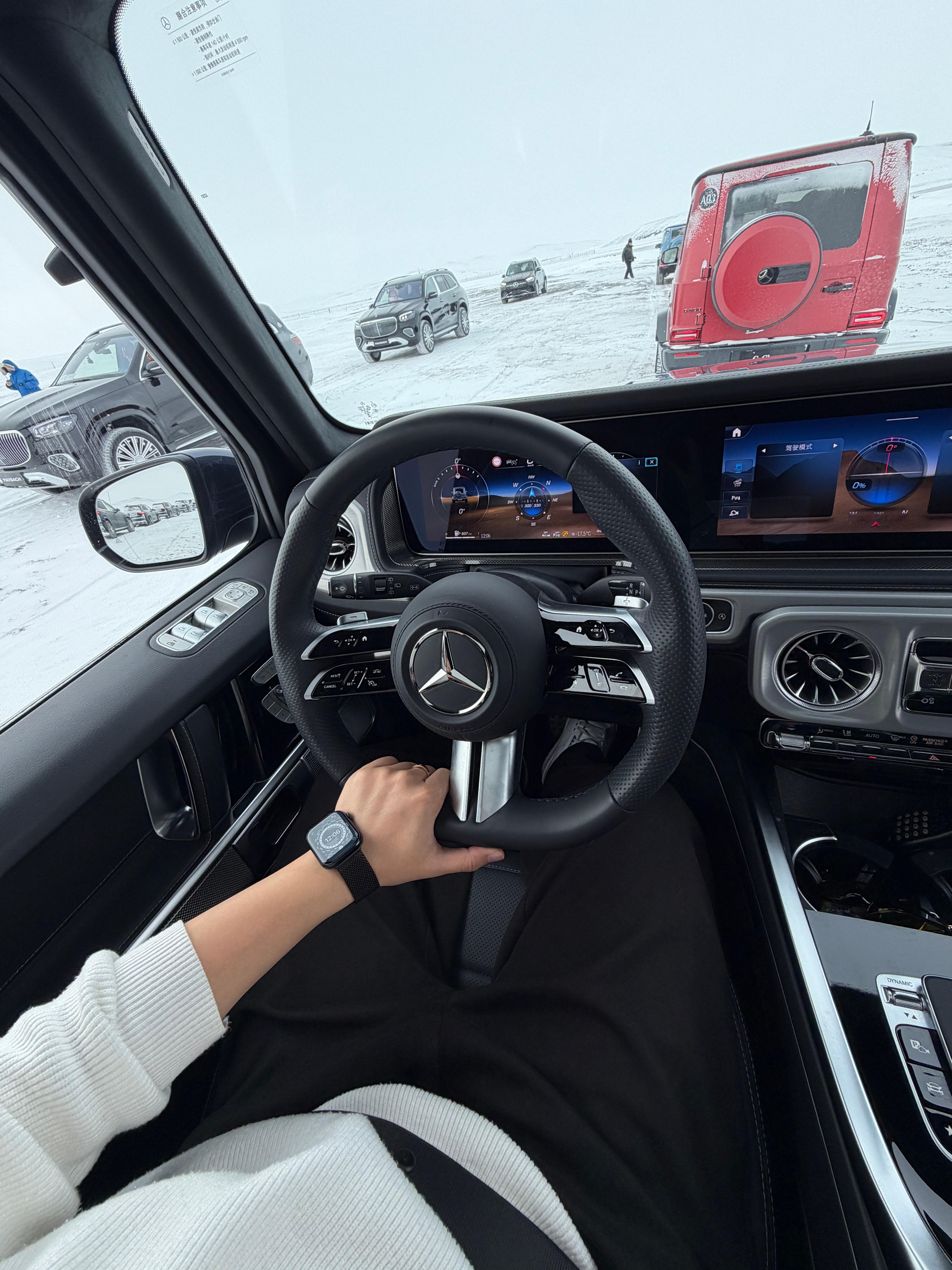 真羡慕套哥，可以开迈巴赫GLS不像我，只能简单开开G豪车超跑