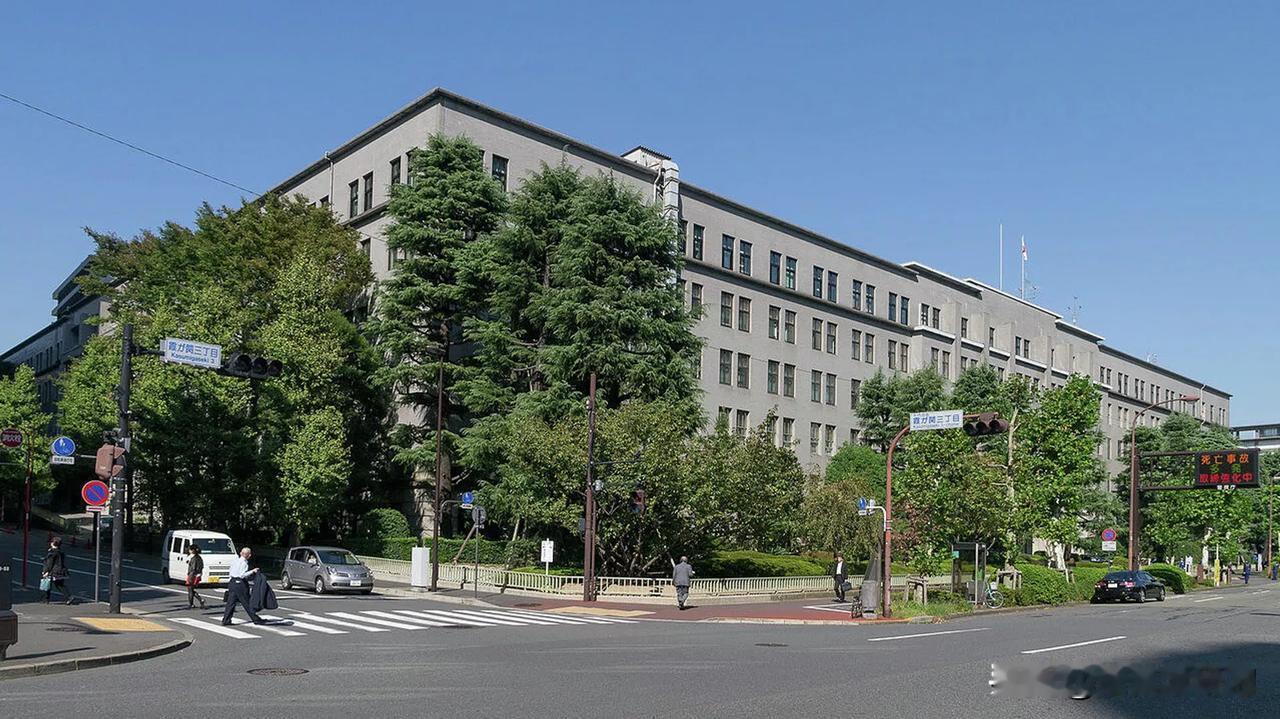 媒体：周五支撑日元的外汇干预或耗去日本约340亿美元据彭博社报道，日本当