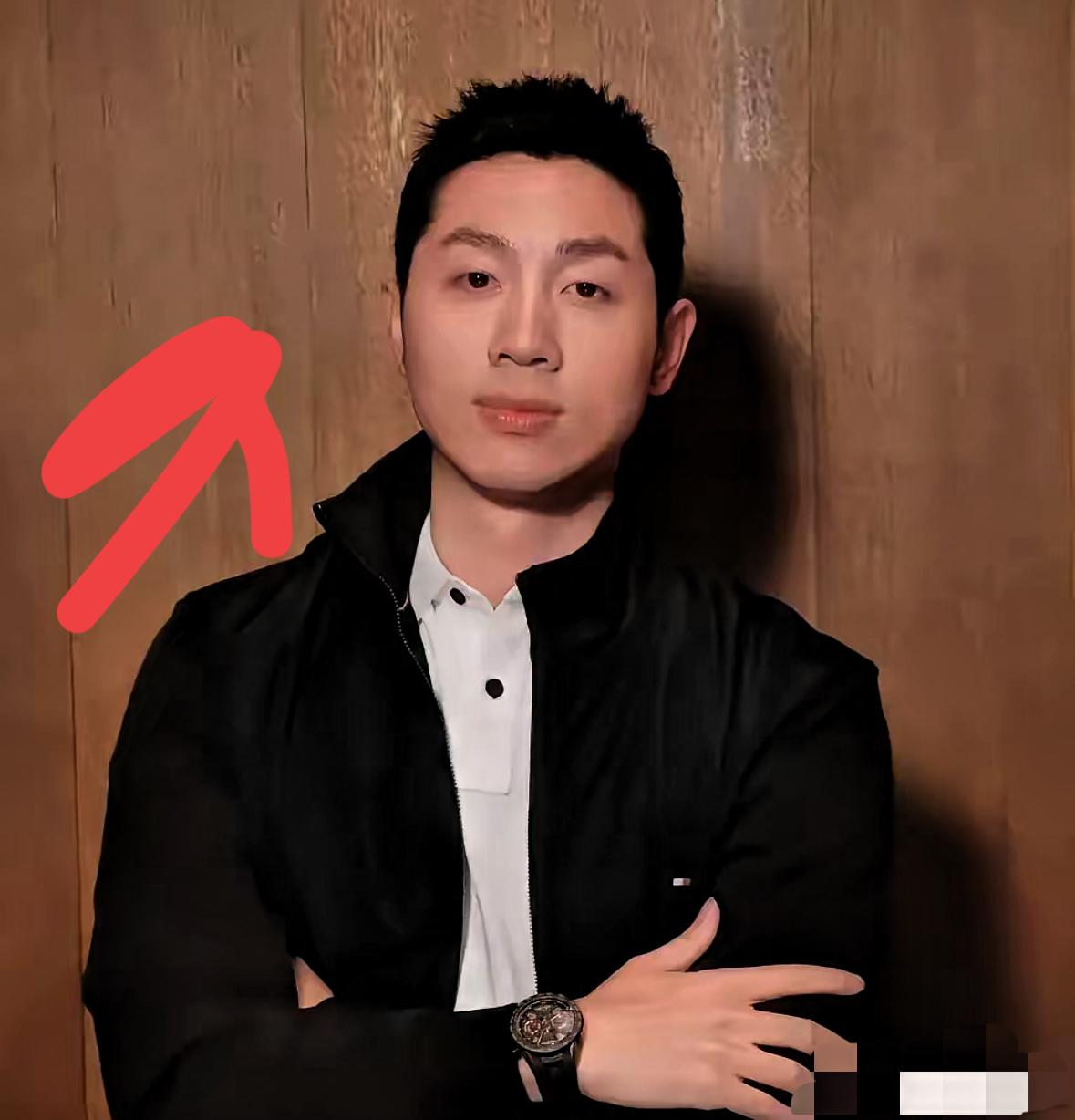 许昕说，​乒坛史上最恐怖的球员，​不是马龙、樊振东，不是孙颖莎、邓亚萍，而是