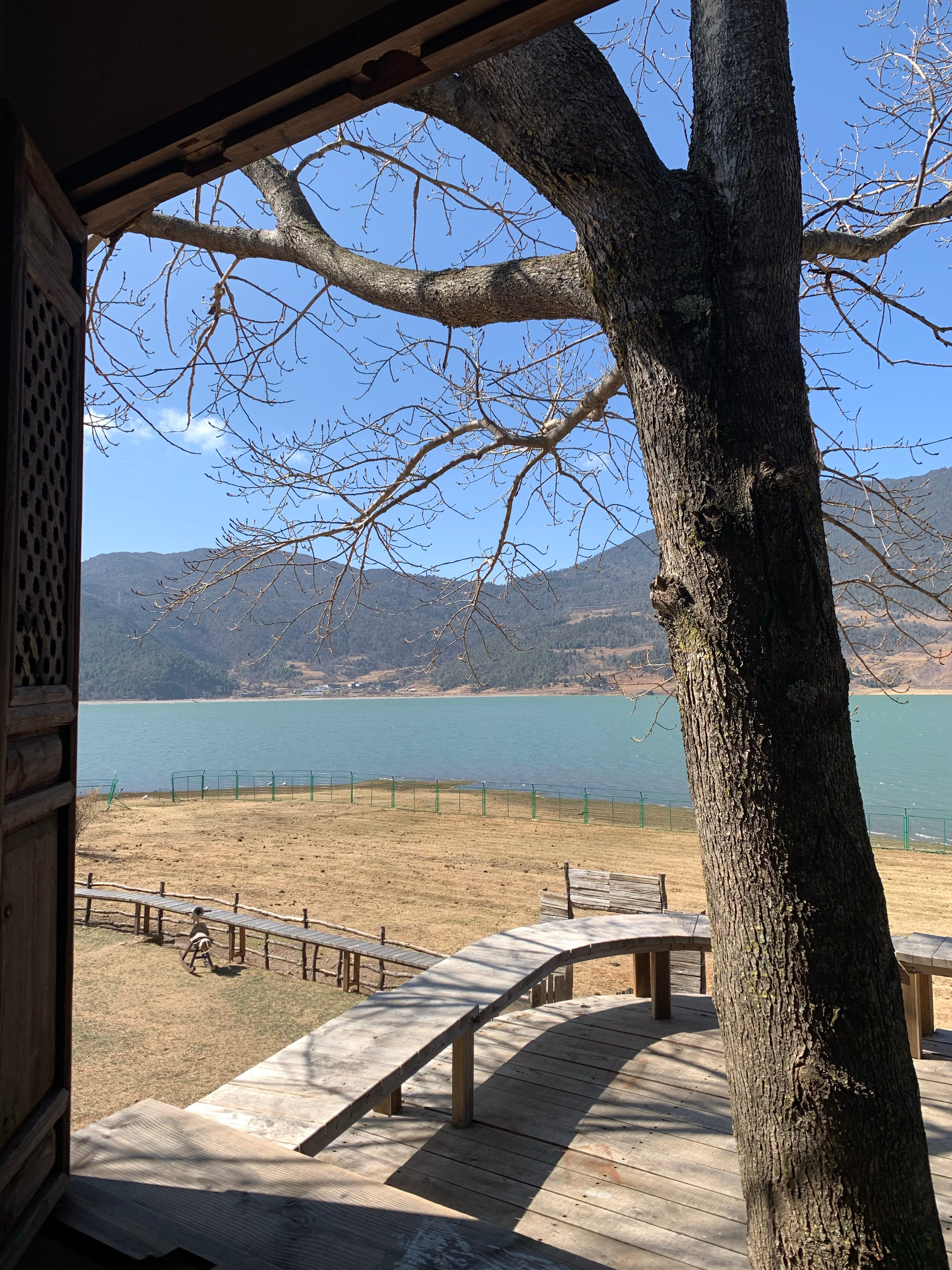 珠夫找的一个很小众的地方文海村！景色好美…..还没人，就是上山的路很烂坑坑洼洼，