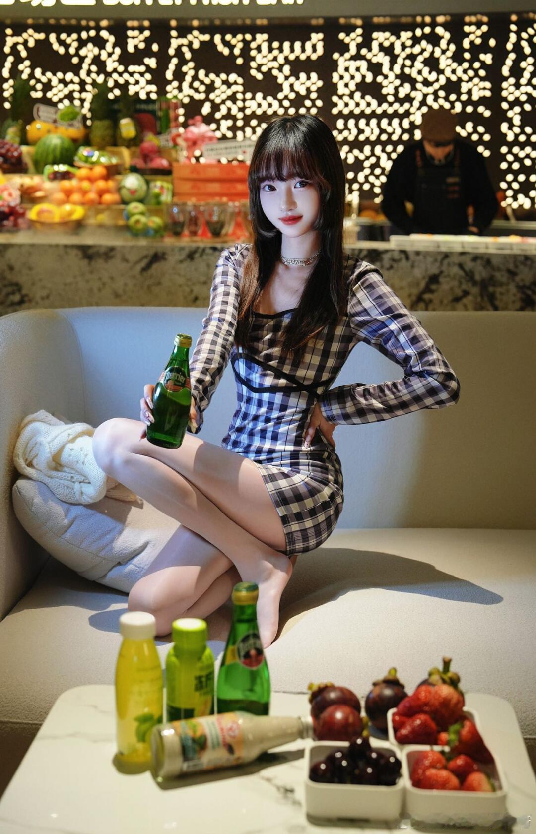 细腻的丝袜,好温馨的美感~