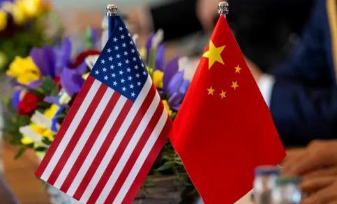 美国已经意识到，与其与中等国家结盟，让中等国家在大国之间横跳占便宜，吃力不讨好，