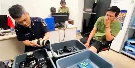 刚刷到个事，挺让人感到惊讶。有个TW的旅客，居然把近2公斤黄金藏在相机镜头里，想