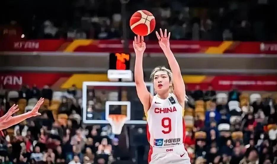 关于李梦的好消息，真的来了。今年8月份李梦将代表四川女篮出战全运会。这正是李梦大