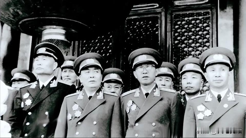 1955年开国授衔，48位少数民族开国将帅1955年授予的开国将帅中，共有