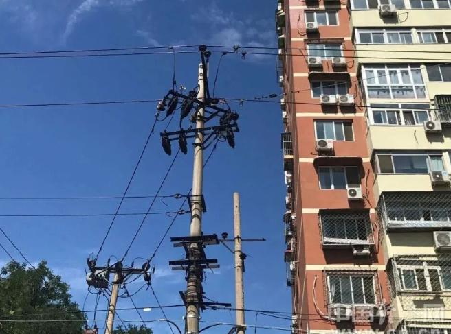 “太狠了！”浙江杭州，一大叔攒了300万不知道往哪投——银行定存利息跌破2%，买