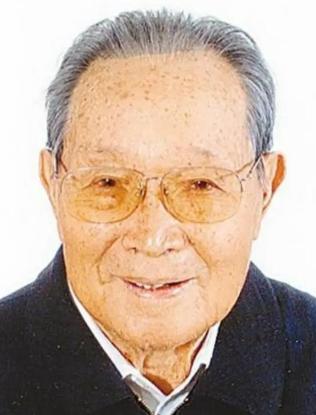 他是原北京市委书记，1976年提前得知绝密计划，在电话前守了一天，最后维