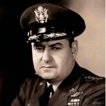 1945年，美军轰炸东京半年，没曾想却收效甚微。谁料李梅上任后，突然想到一个办法