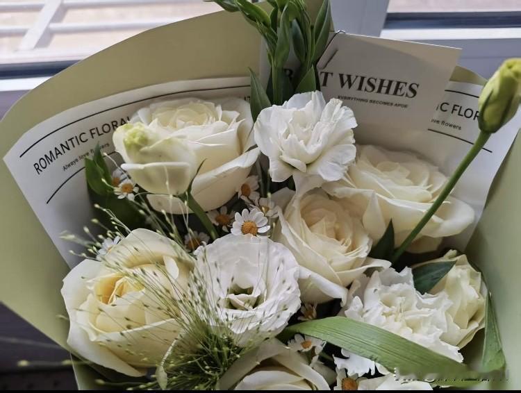 为了拿下38岁、未婚、年薪60万、在深圳有房有车的相亲理工男，我今天又主动了一次