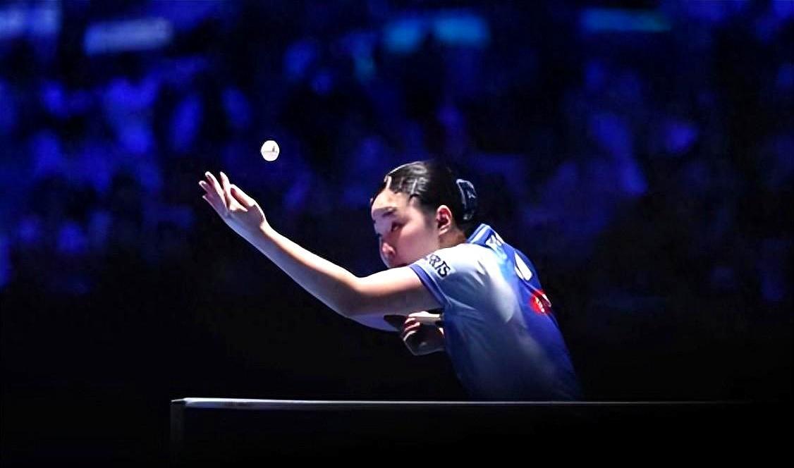 日本17岁四冠王，被国乒打到当场痛哭。十连败，这就是张本美和面对王曼昱的战