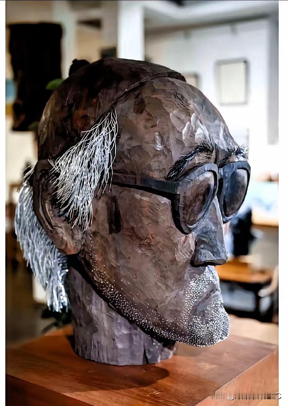 这回田大师可是真急眼了，连律师函都发出来了！当初把女英雄秋瑾捏成那副“鬼样子