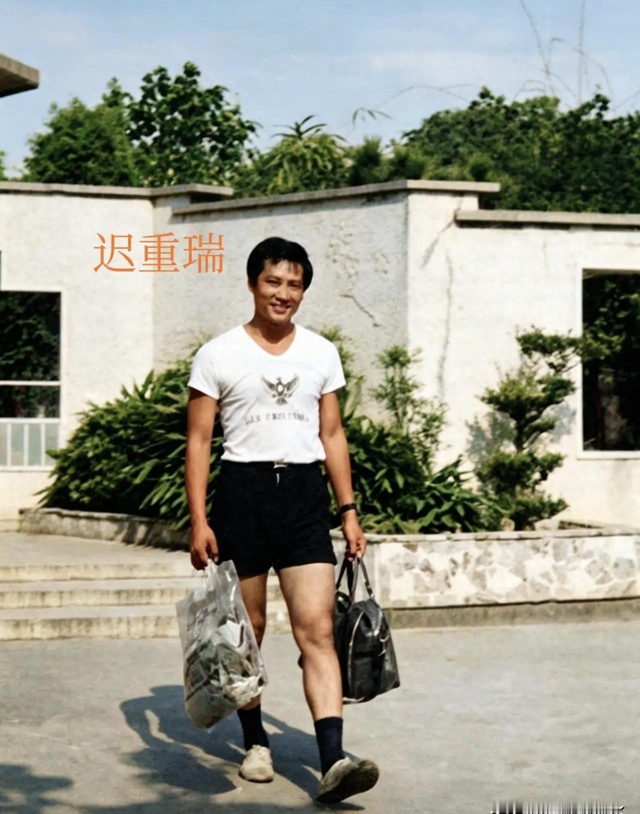 迟重瑞的光头，一擦就是36年！真是因为陈丽华儿子一句话吗？1990年，3