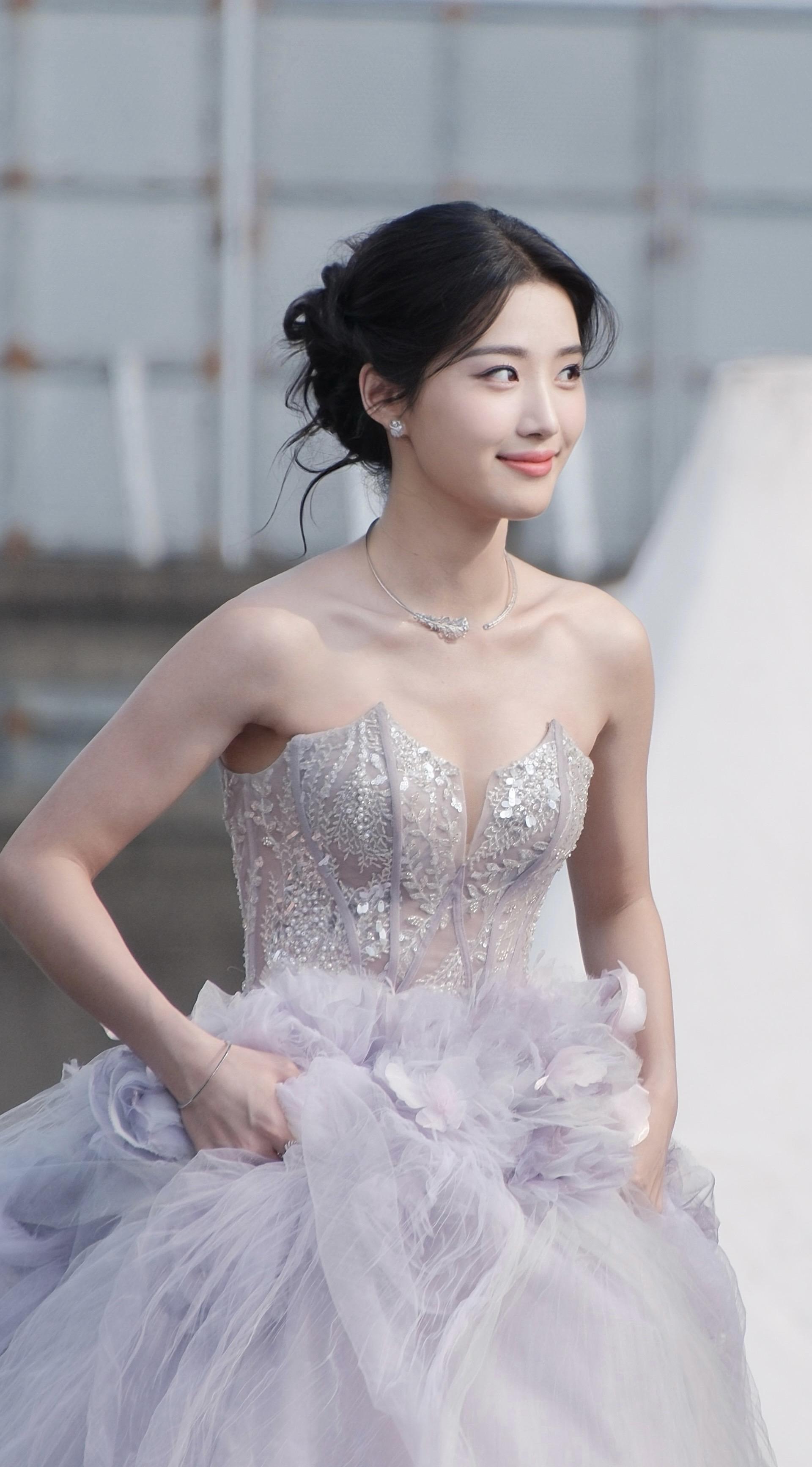 我镜头下的卢昱晓。卢昱晓本人真的好惊艳啊！气质好好！9
