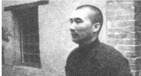 1948年王耀武被俘虏后，被送到陈毅面前。陈毅见到他后，问了这么一个问题：“你家