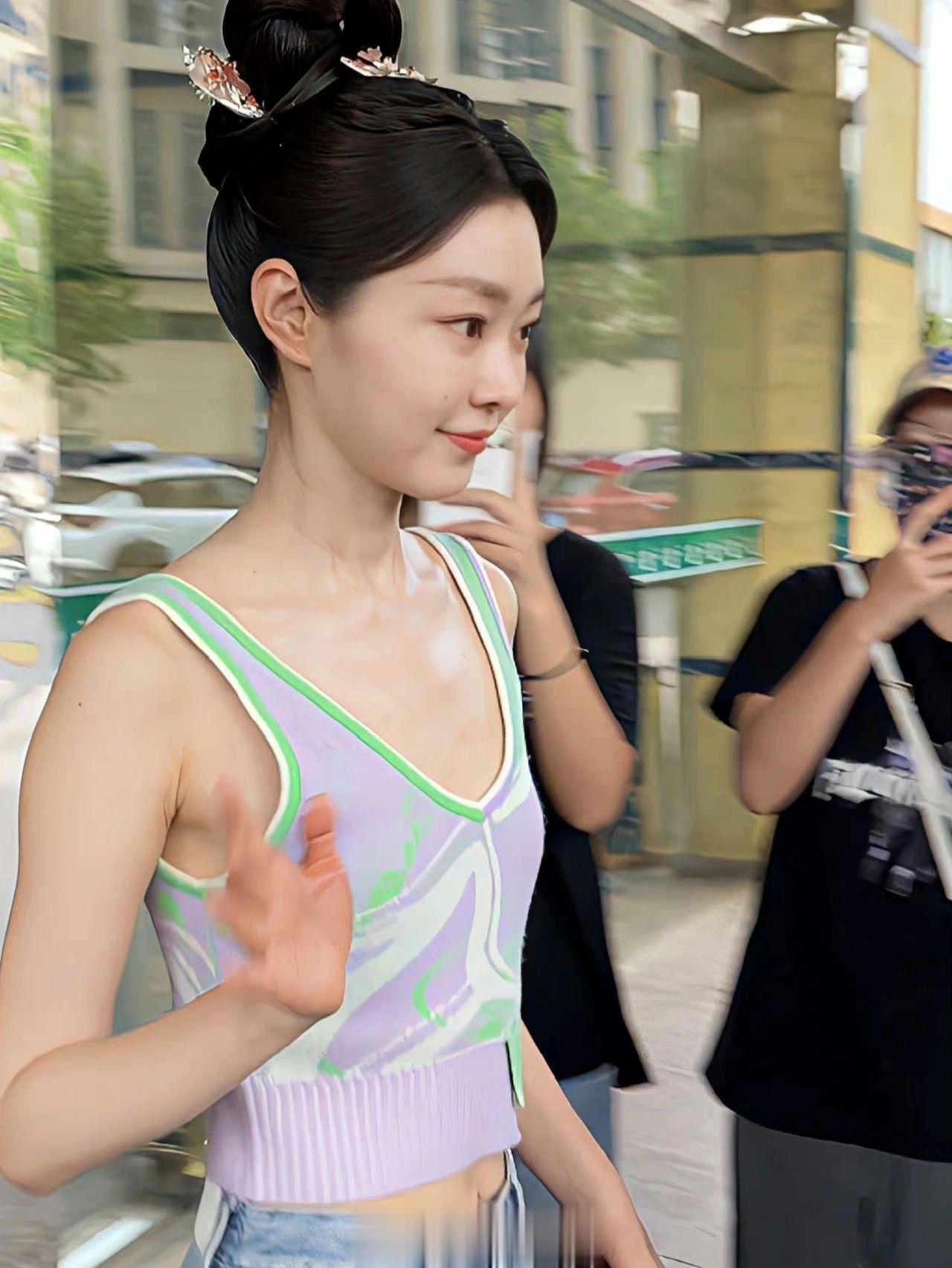 第一次知道她年龄36，没看出来。