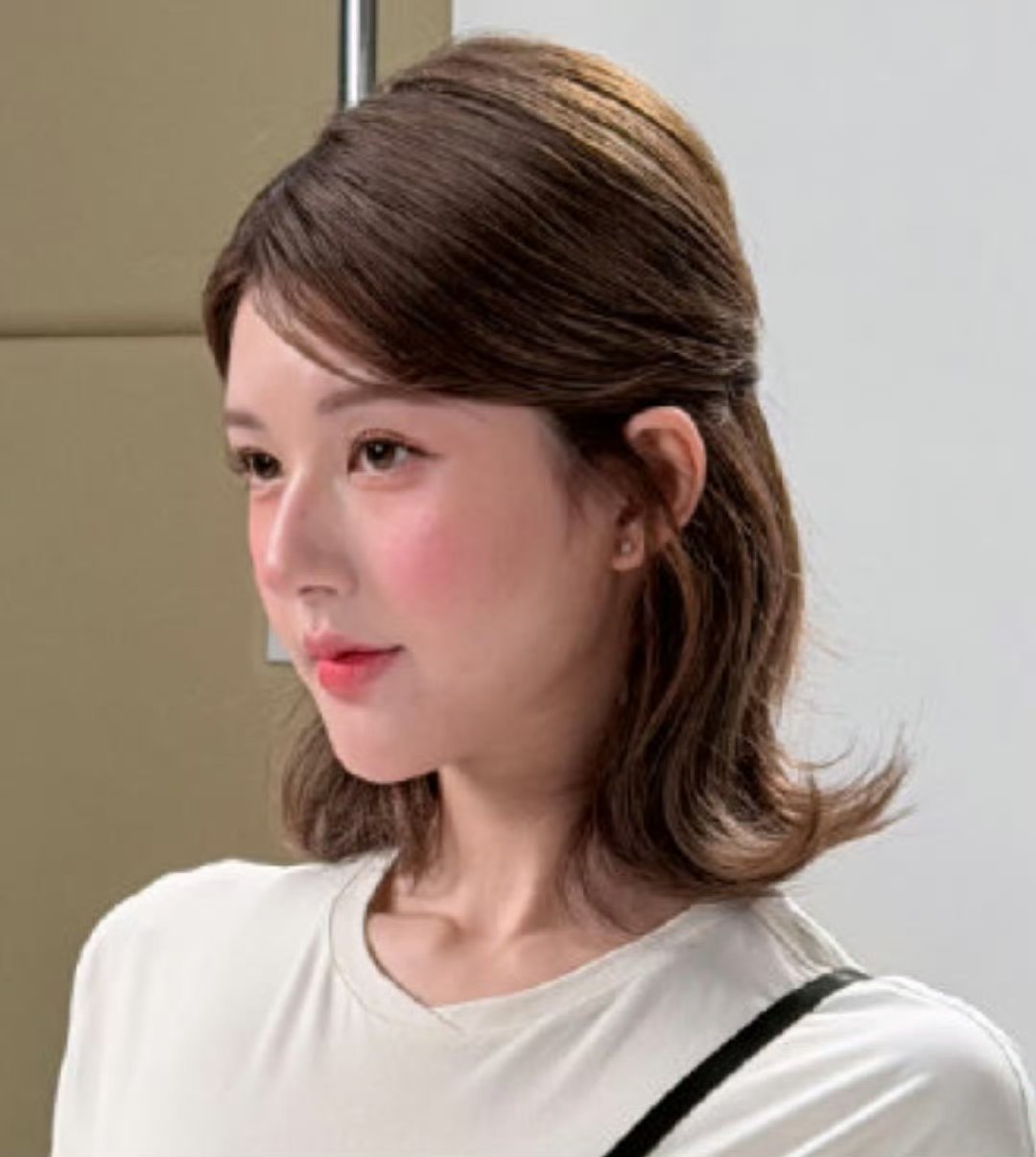 赵露思工作室发的图，人间芭比娃娃