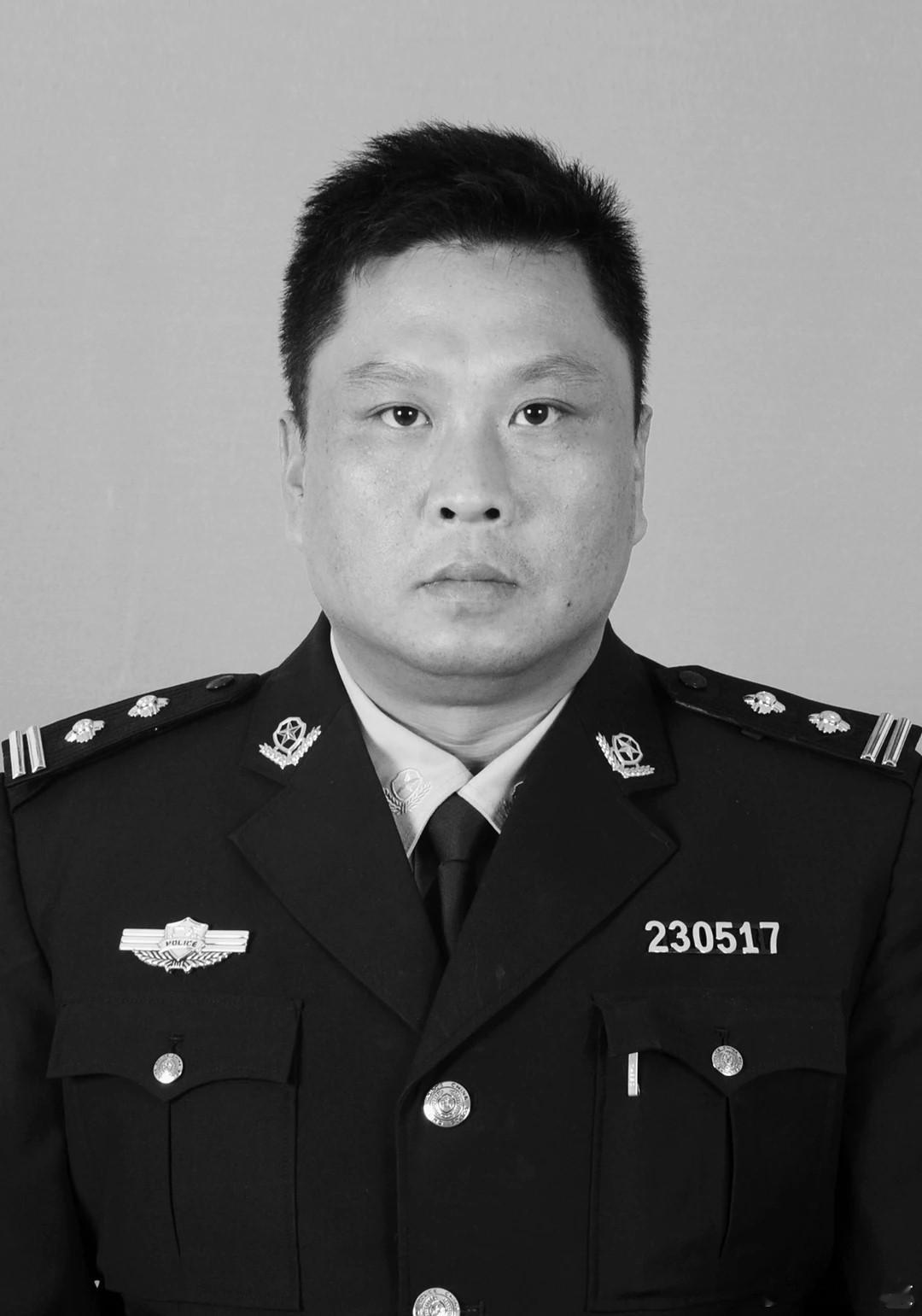 伦伟健同志不幸牺牲广东肇庆公安7月28日消息，近日，肇庆市公安局交通管理支队一