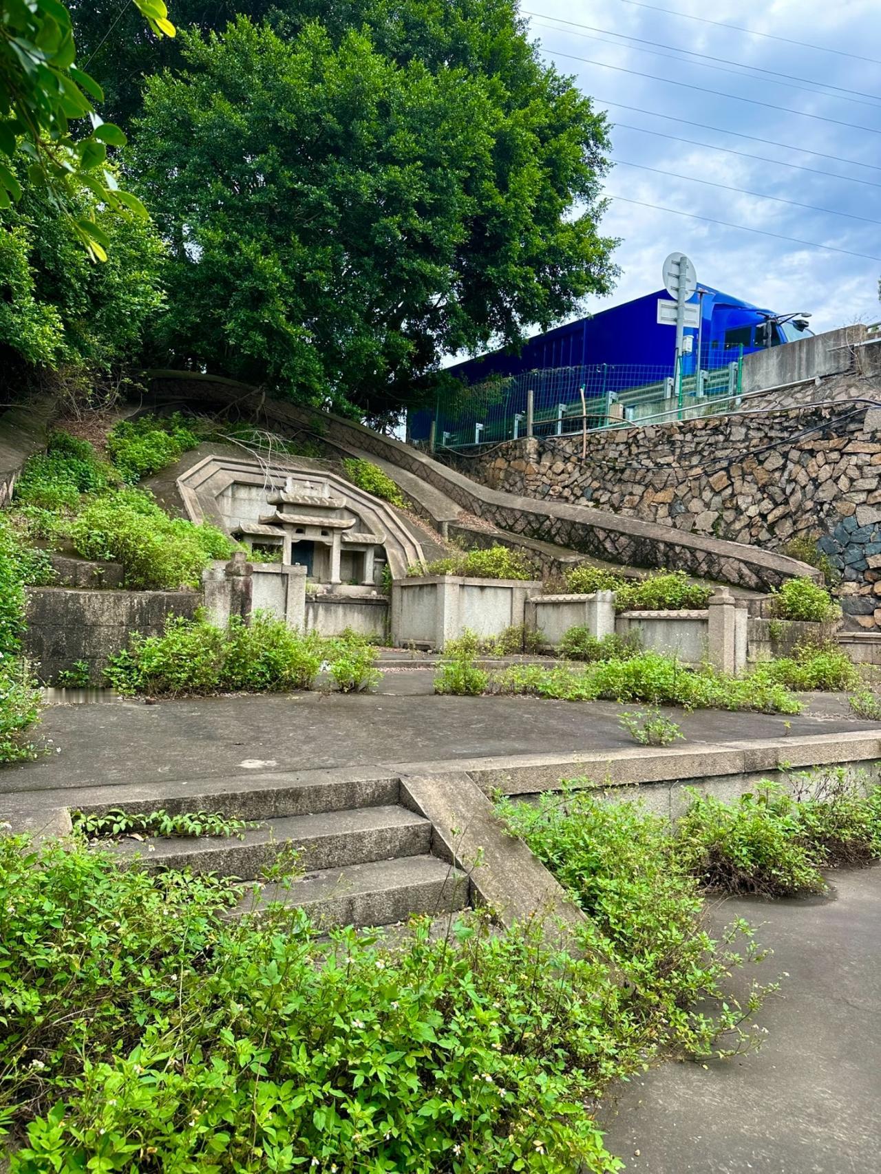 殡葬新规一落地，瞬间成了大家热议的焦点！政府成立殡葬机构、设监督部门，基础服务