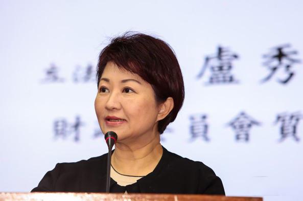 卢秀燕表态了。台媒报道，国民党主席郑丽文12日结束访陆返台，大陆方面当天释出1