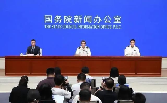 为期一年的深化扫黑除恶专项行动全面展开！会议传递出多项关键法治信号！真正值得关注
