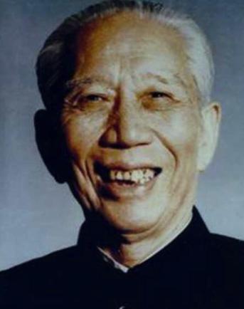 1957年，王震去日本考察，出发前，周总理特意交代：“去了日本，不要买他们的东西