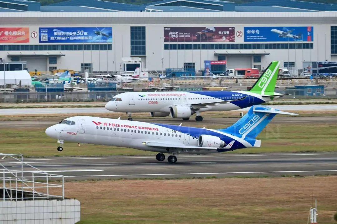 🐼柬埔寨宣布了9月9日，柬埔寨国家航空宣布在郑州跟中国商飞签订合作书，一