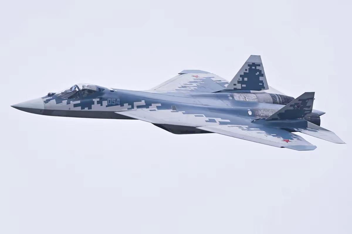 苏-57与F-35，哪一个更厉害？综合2025年以前公开资料与第三方