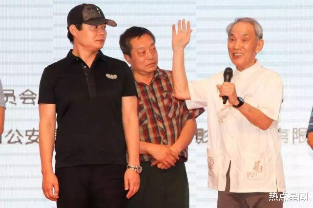 2018年赵我康借伙伴杜旭东出演了扫白除了恶题材片子《地刃》，当时的赵我