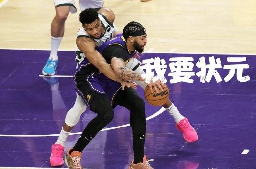 独行侠豪赌字母哥引爆NBA！皮尔斯再出神预言：弗拉格换超巨值不值？1.