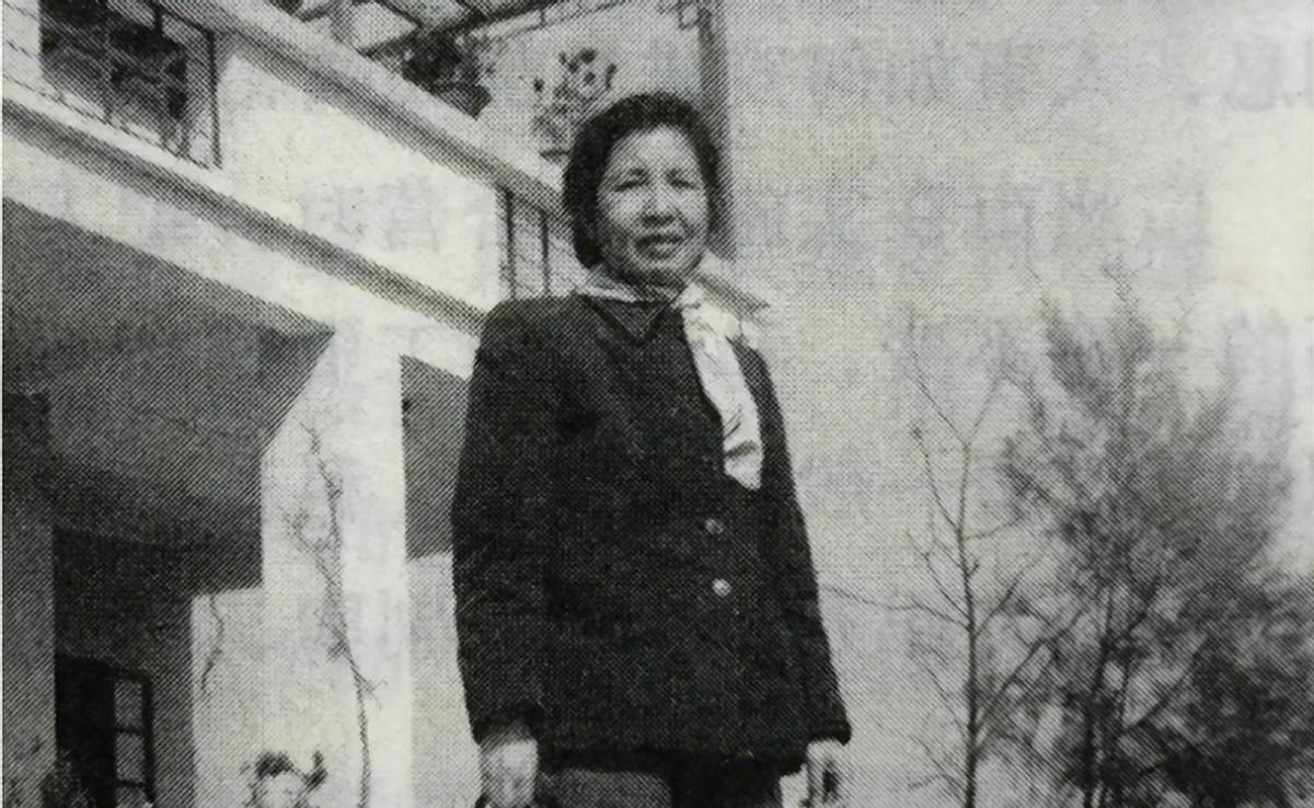 98年曾志因病离世，毛泽东一生的挚友曾真诚表示：晚年的毛主席其实只是位普通老人吗