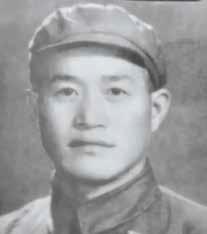 1964年，毛主席观看了京剧《奇袭白虎团》，严肃地问：“剧中严伟才确有其人吗？”