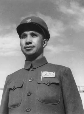 36年沉冤！杨尚昆含泪愧疚：粟裕至死，都没等来一句公道！大将粟裕，在