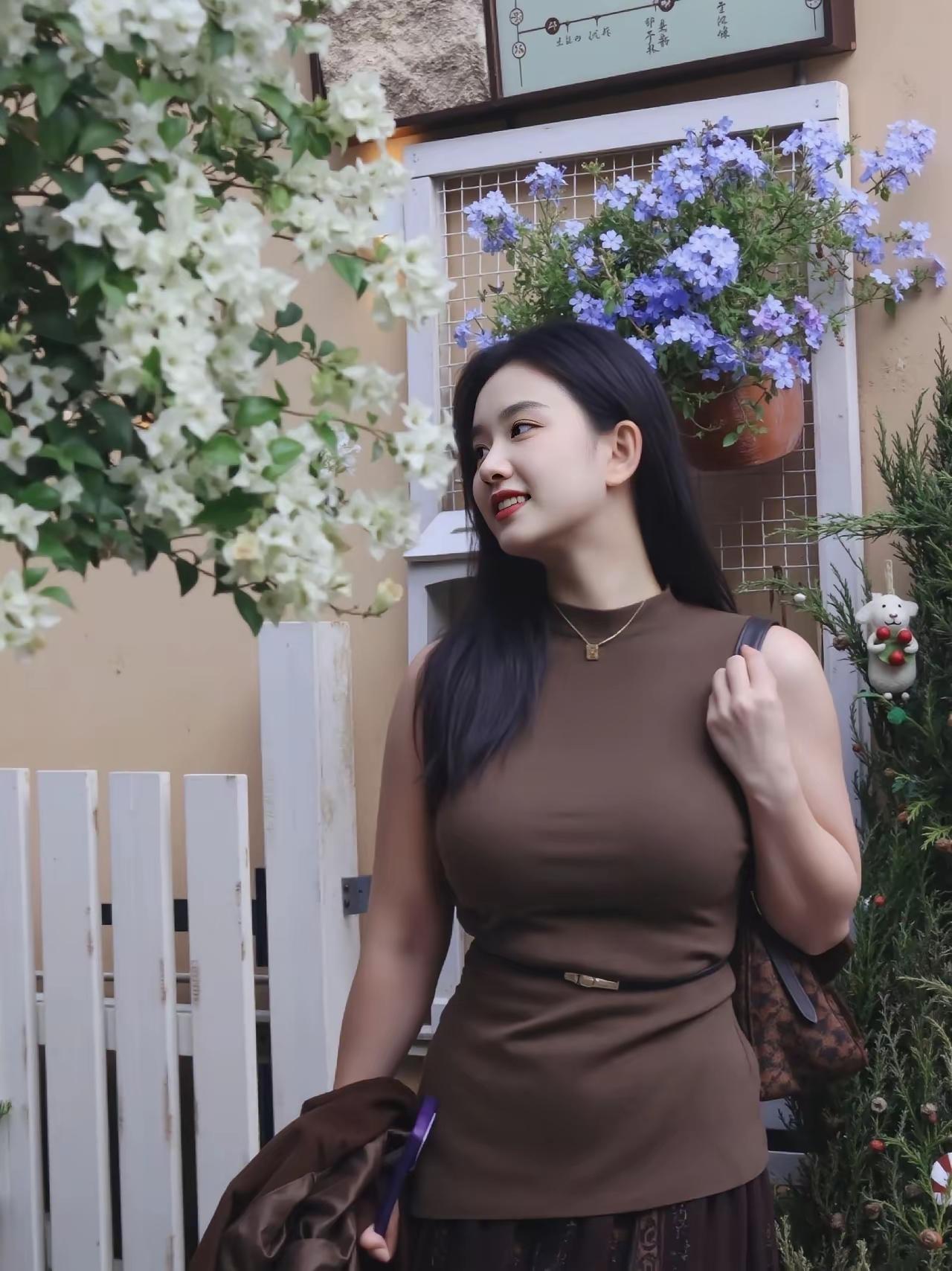 年关将至，朋友们有什么收获呢？年终奖准备发了吗？每年到年底，我们公司都是冷冷清