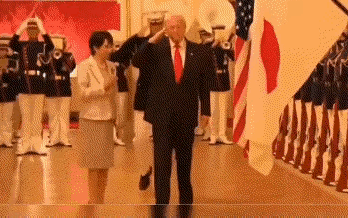 这回日本可真是踢到铁板了，在28日举行的欢迎仪式上，日本首相高市早苗精心设计的国